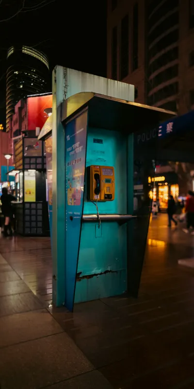 Phone Booth Night 1