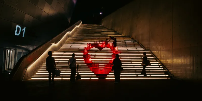 Red Heart Sculpture Night 1
