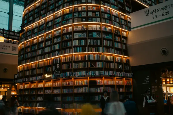Starfield Library Interior 2